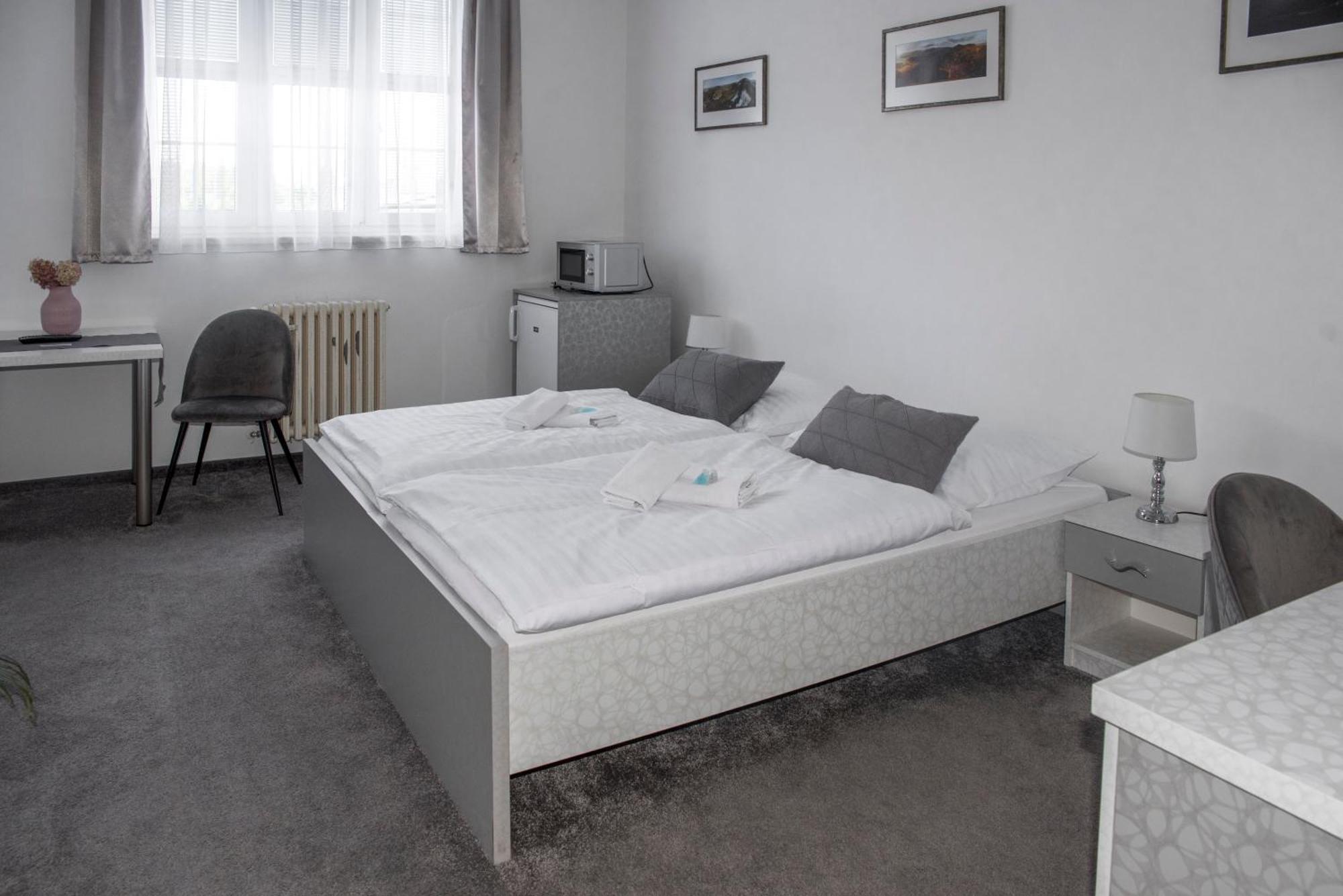 Classic Apartmany Тршинец Экстерьер фото