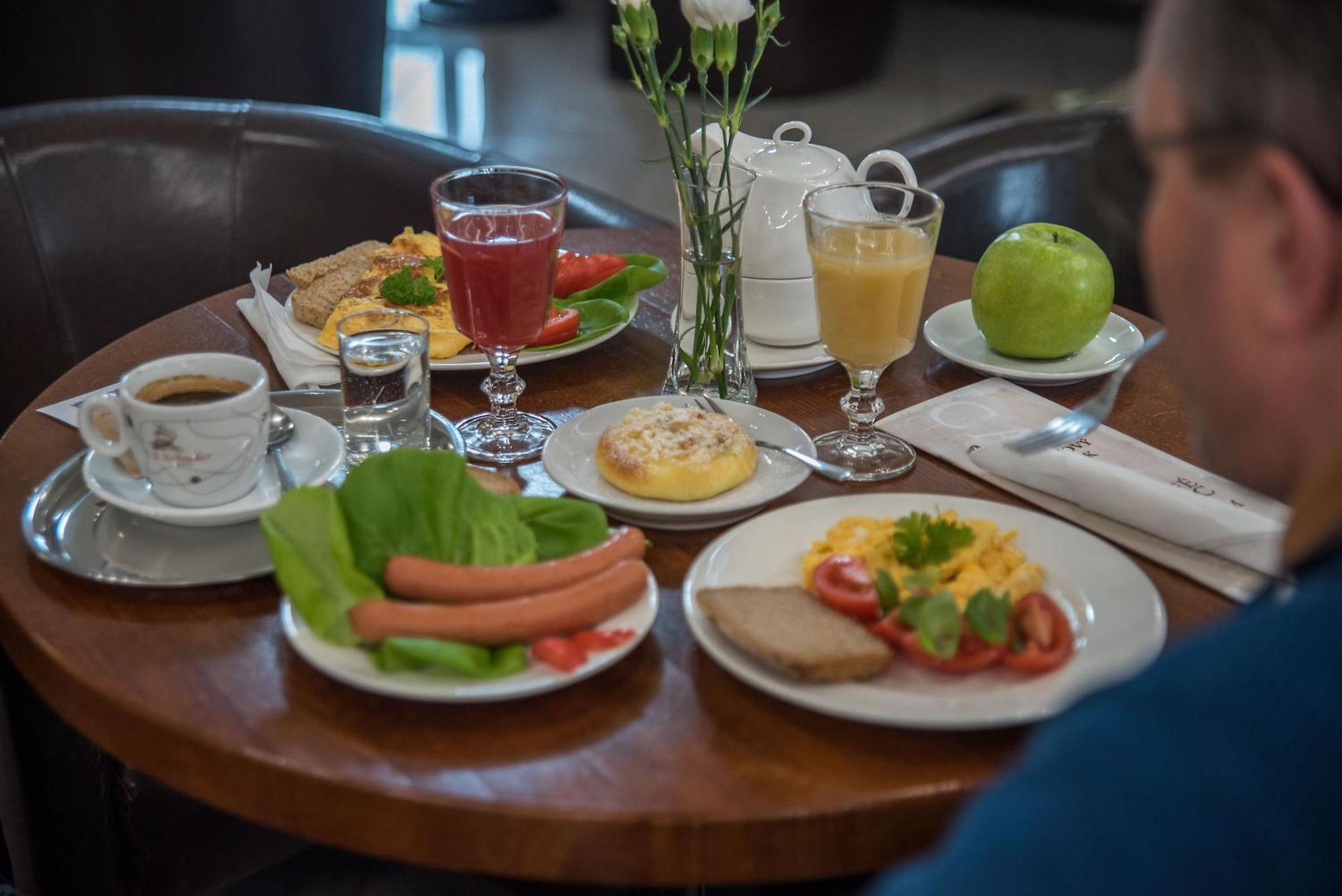 Classic Apartmany Тршинец Экстерьер фото